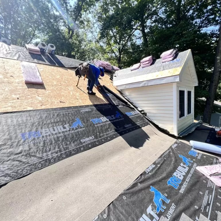 Choosing the Right Material: A Guide From Roofing Contractors Choosing the Right Material A Guide From Roofing Contractors min Choosing the Right Material: A Guide From Roofing Contractors Choosing the Right Material A Guide From Roofing Contractors min